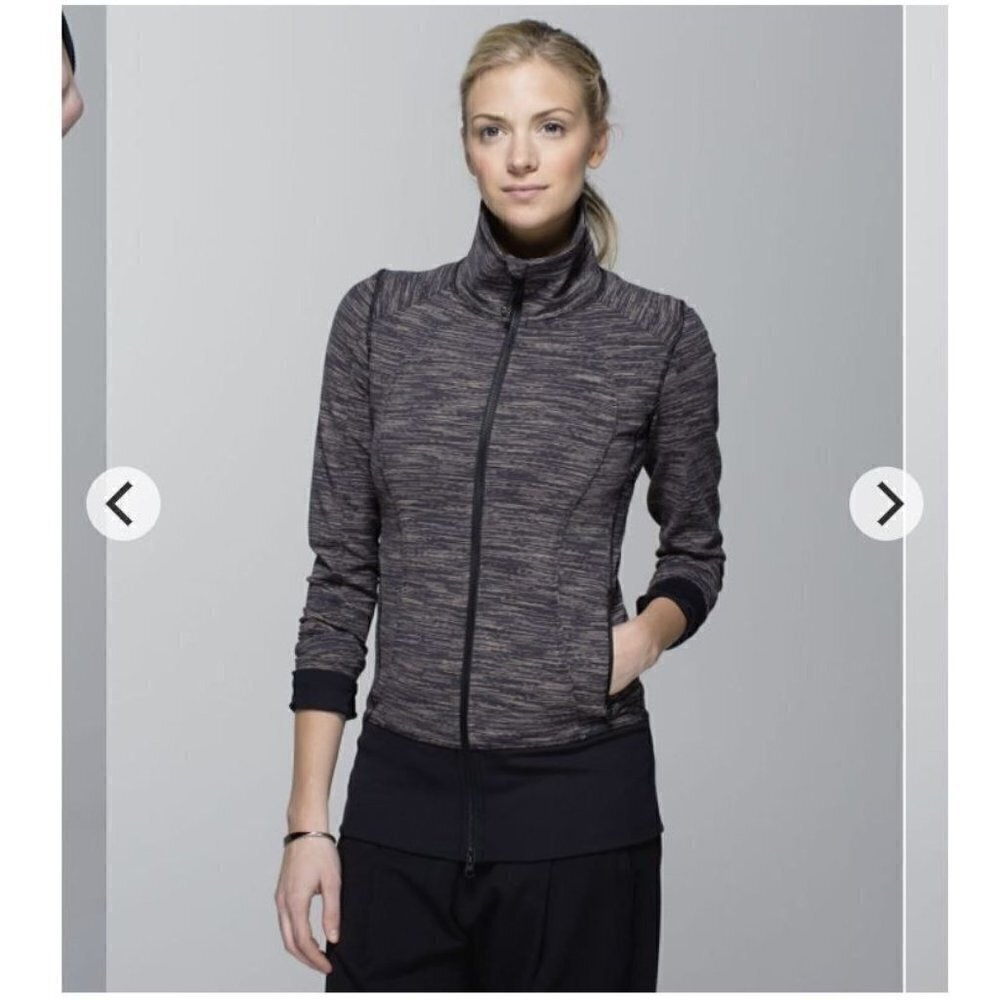 Lululemon Nice Asana Jacket in Wee Are From Space Black Cashew / Black Size 6